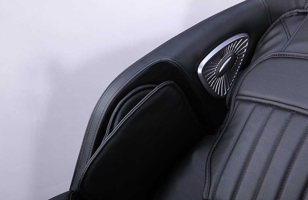 Zoom sur la commande bluetooth du fauteuil DISTEGN OUESSANT