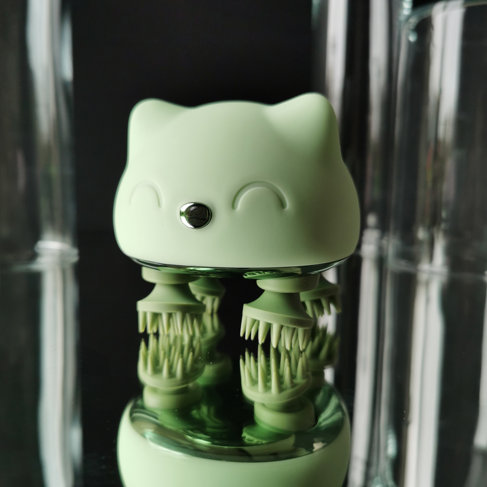 Masseur polyvalent KITTY de la marque BodySkin vert