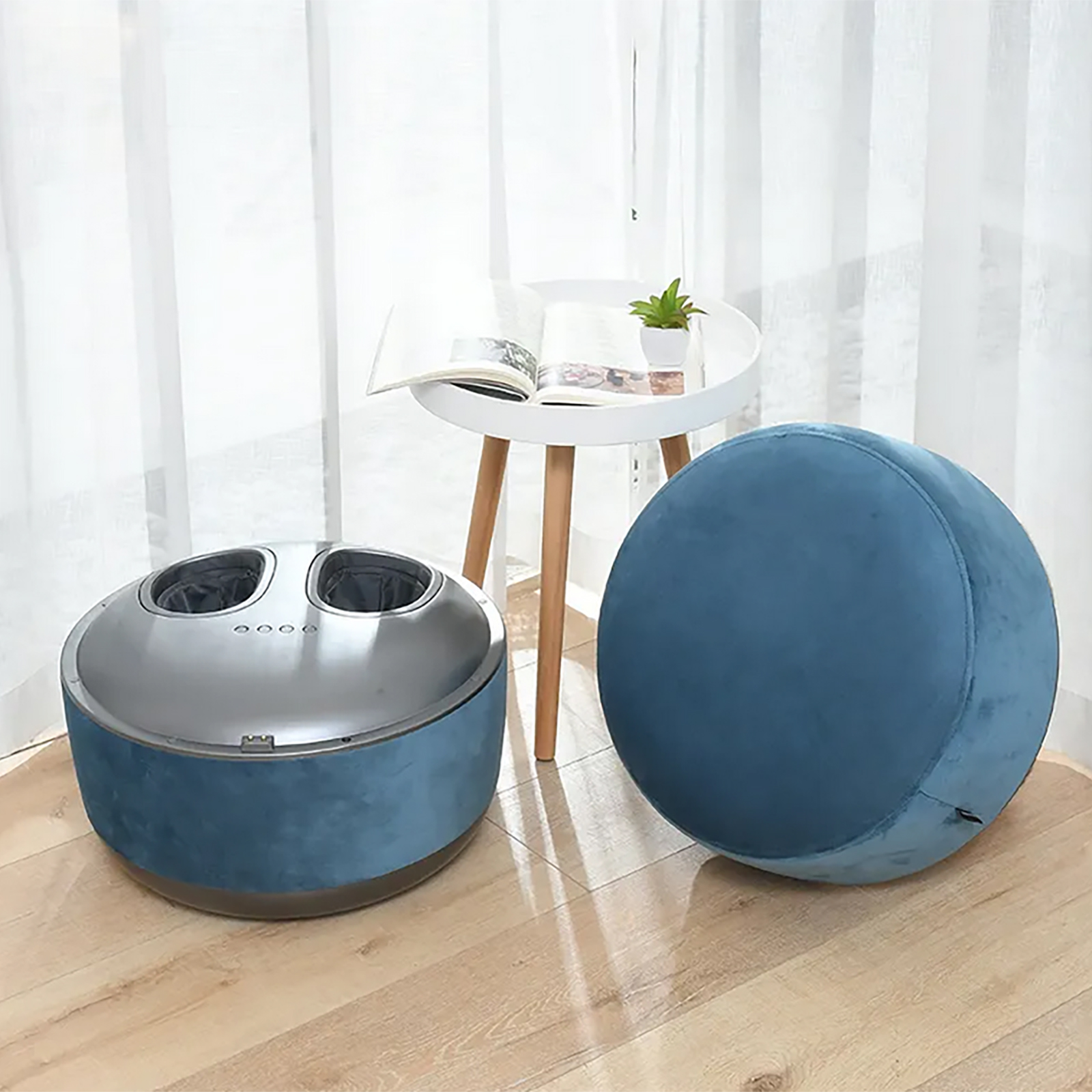 Intégration du pouf masseur de pieds Distegn Cairn bleu