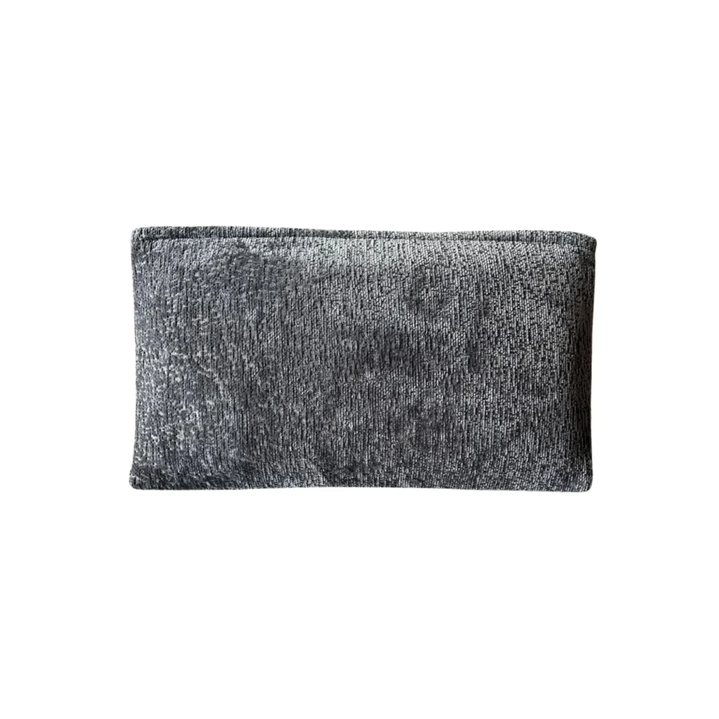 Vue de face du coussin massant RELAXO anthracite de la marque Bodyskin sur fond blanc