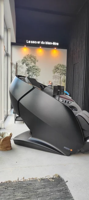 BodyGravity concept store, modèle Irest A665